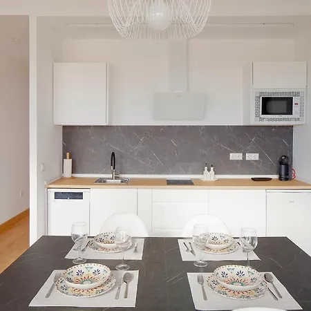 Balcon De Boutique Apartman Gijón